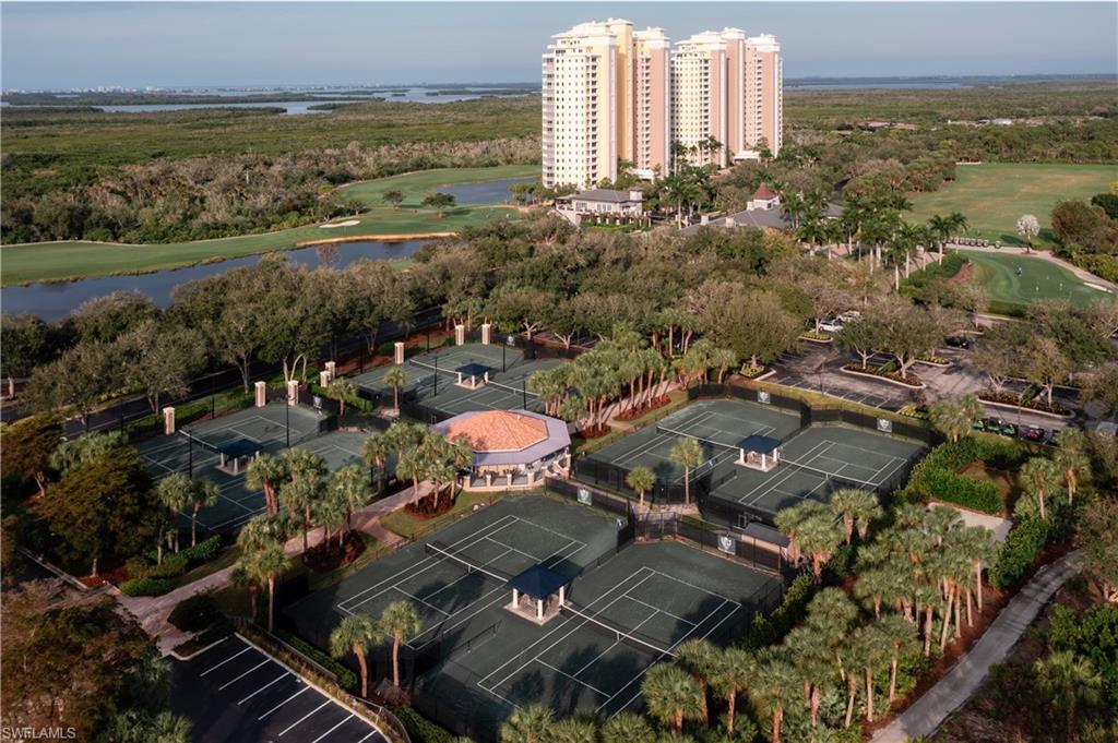 RIVERBROOKE - Residential