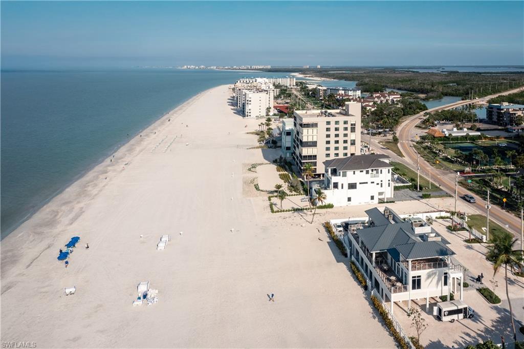 RIVERBROOKE - Residential