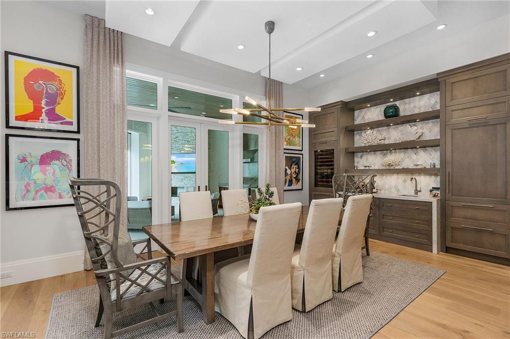 PARK SHORE - Residential