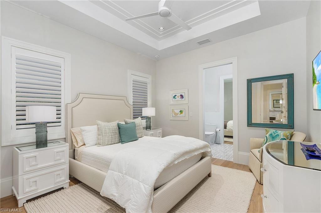 PARK SHORE - Residential