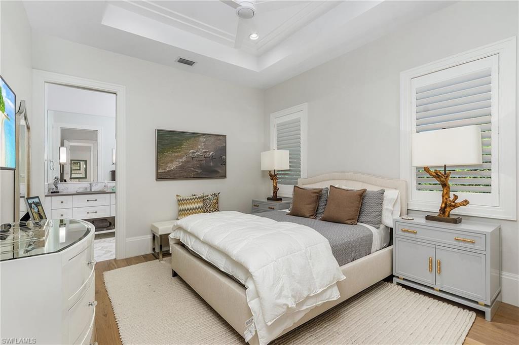 PARK SHORE - Residential