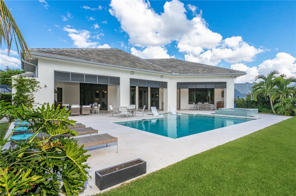 PARK SHORE - Residential