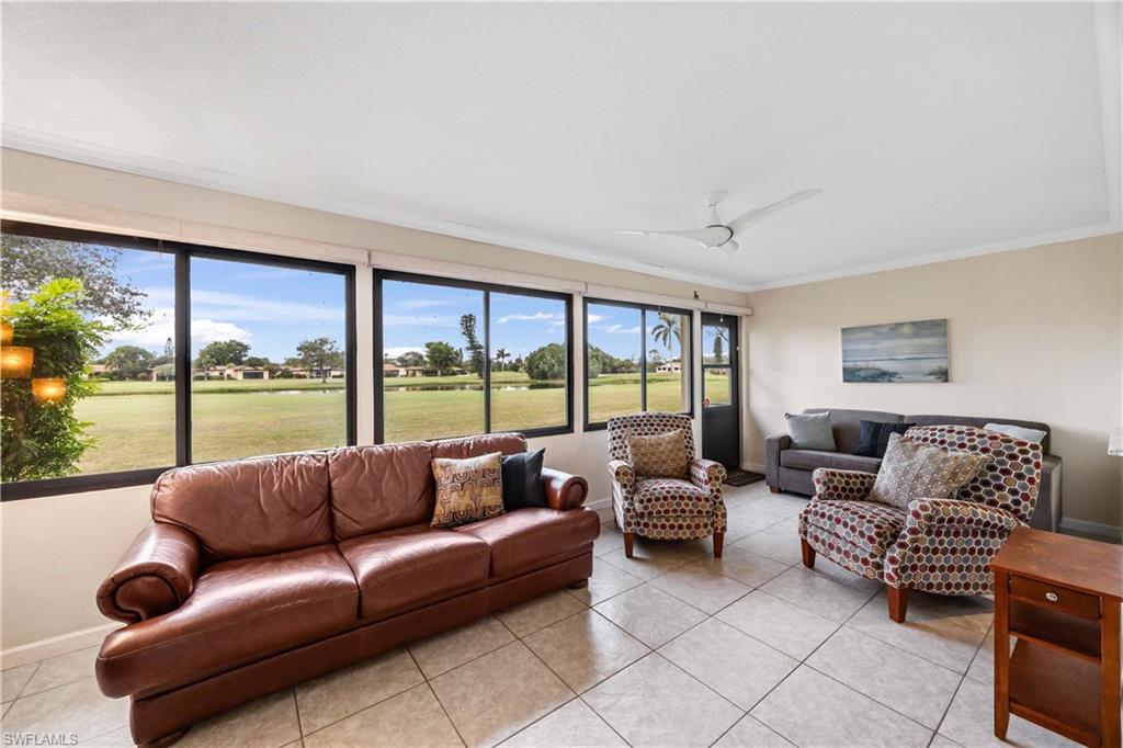 LAKEWOOD VILLAS - Residential