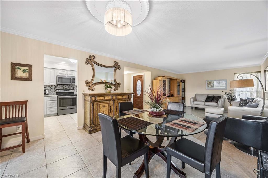 LAKEWOOD VILLAS - Residential