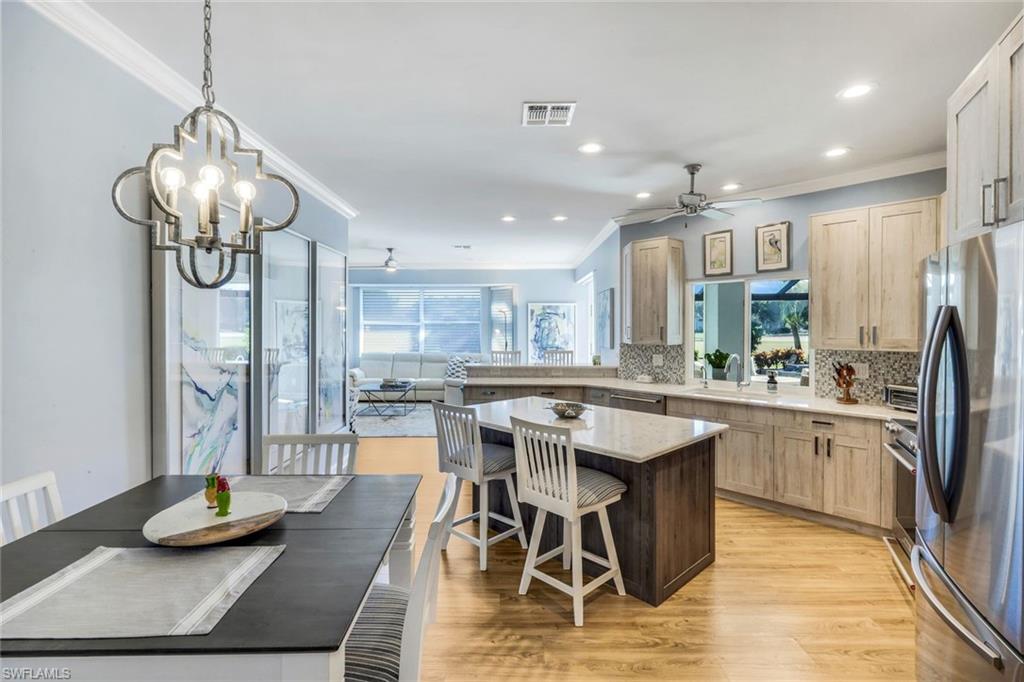 HIGHLAND WOODS - Residential