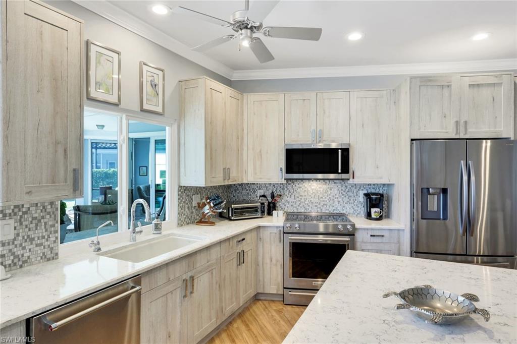 HIGHLAND WOODS - Residential