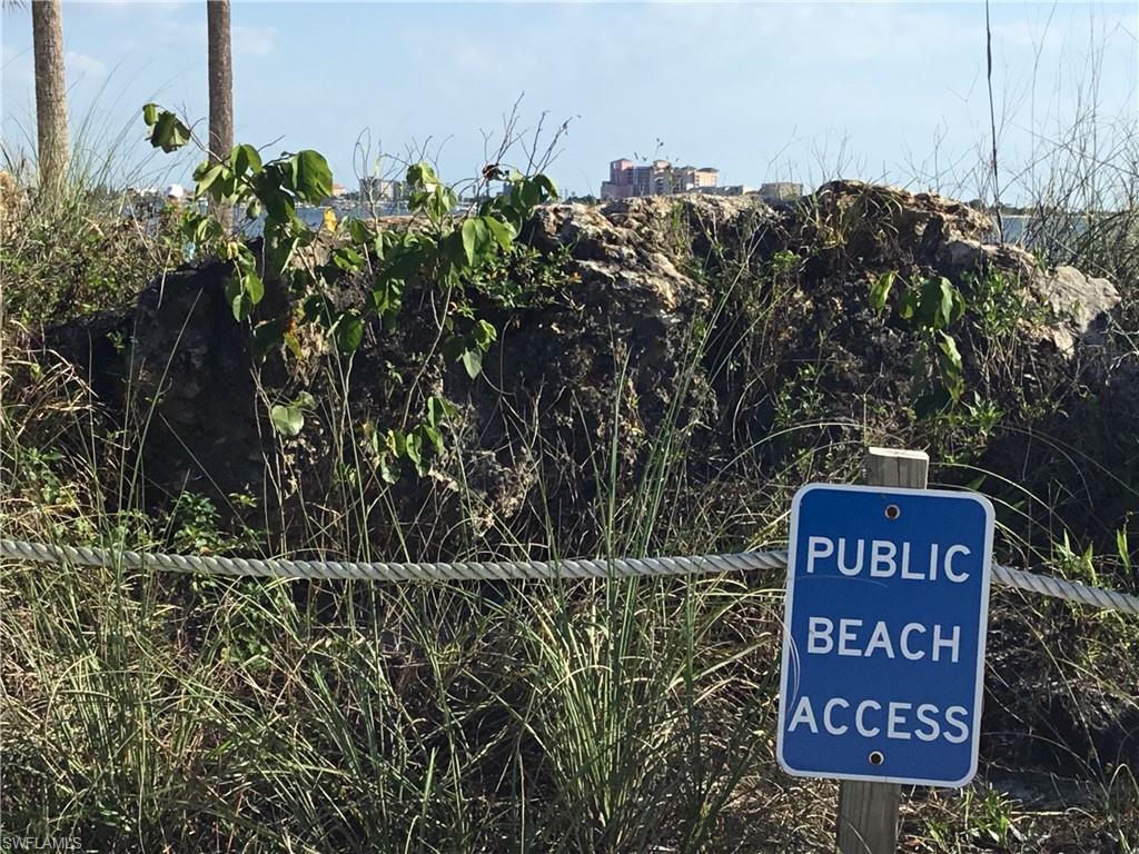 CAPE CORAL - Land