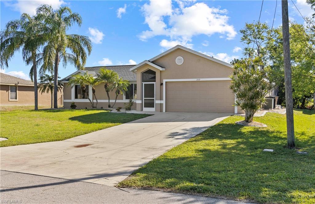 CAPE CORAL - Residential