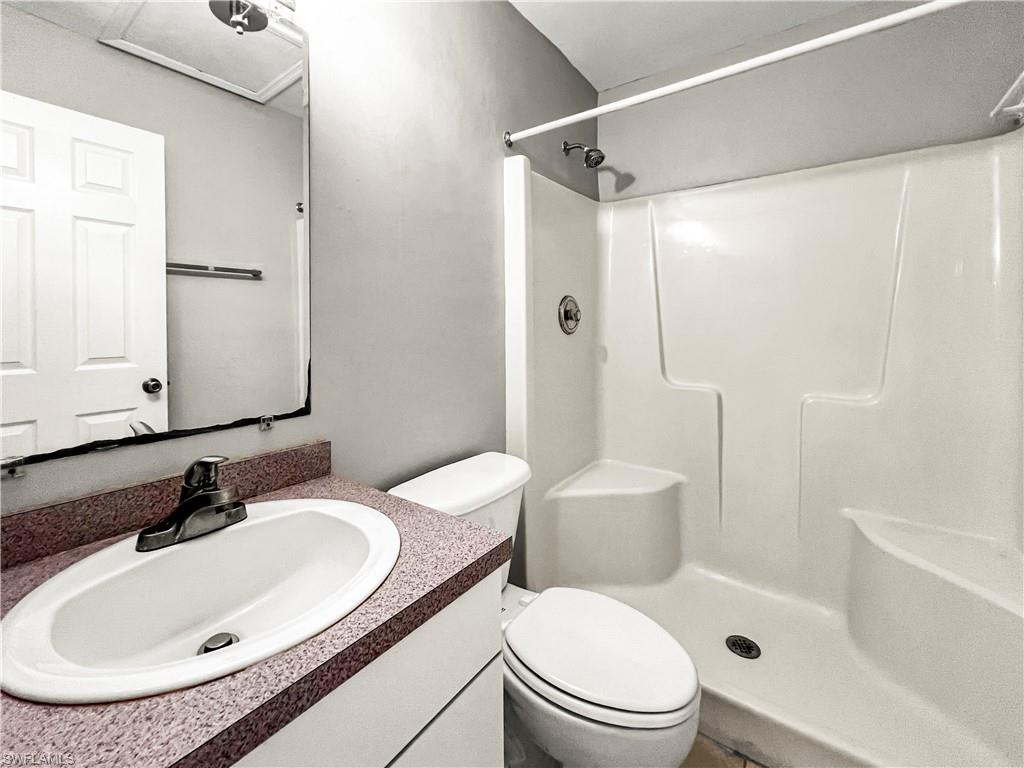 SUNNY PALMS CONDO - Residential Lease