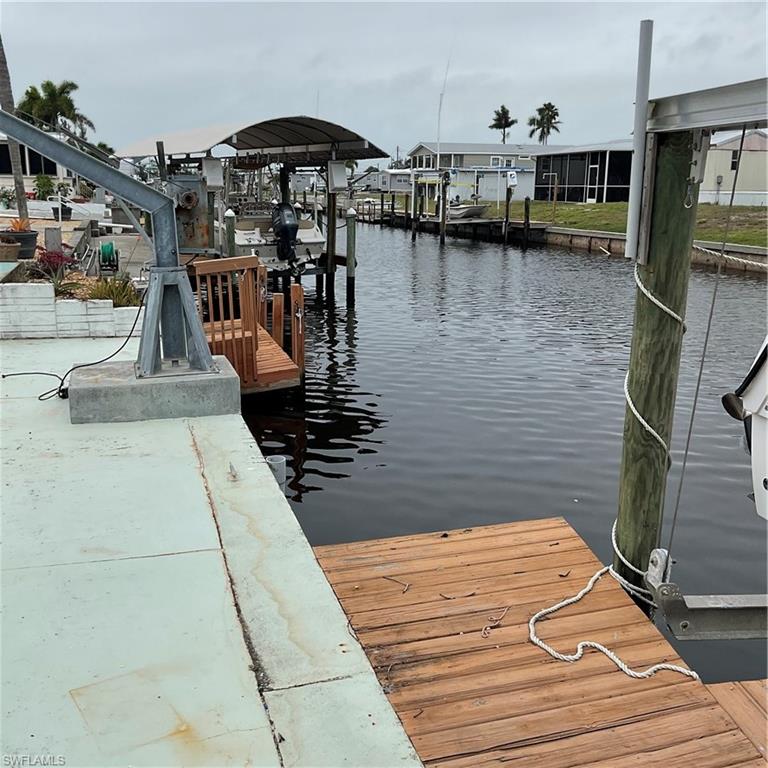 PINE ISLAND COVE - Land