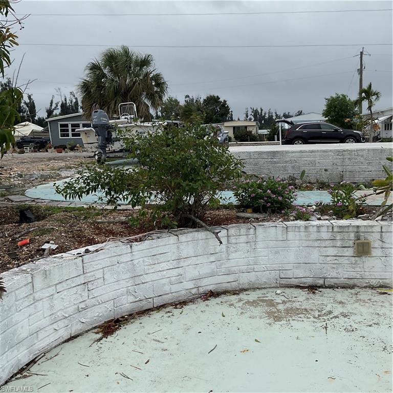 PINE ISLAND COVE - Land