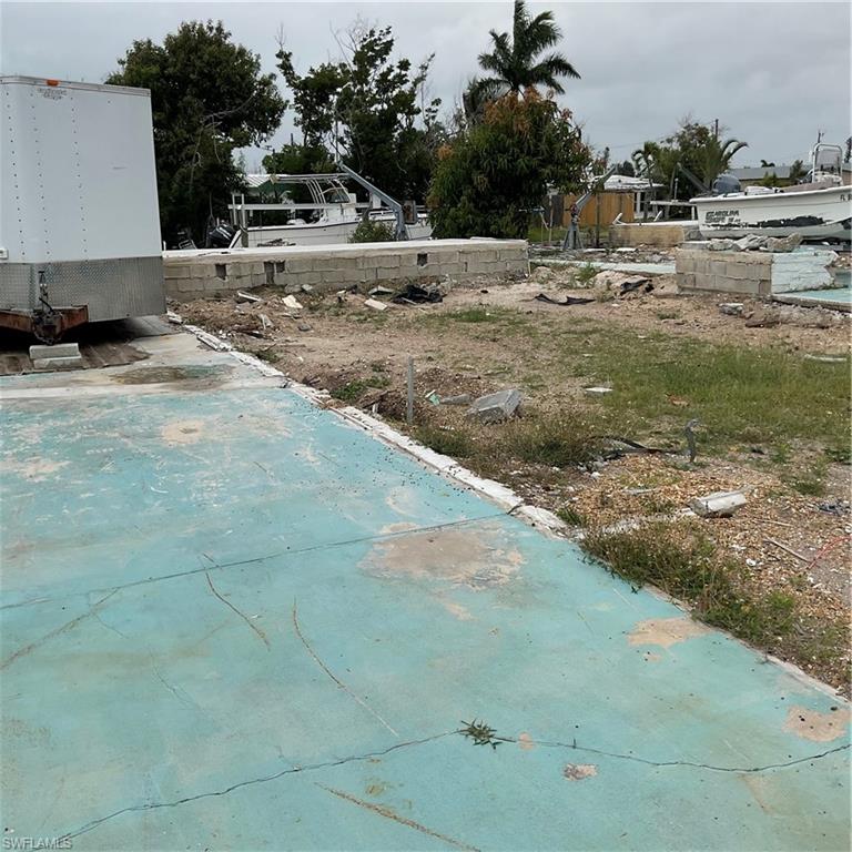 PINE ISLAND COVE - Land