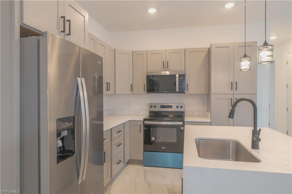 CARVER PARK - Residential