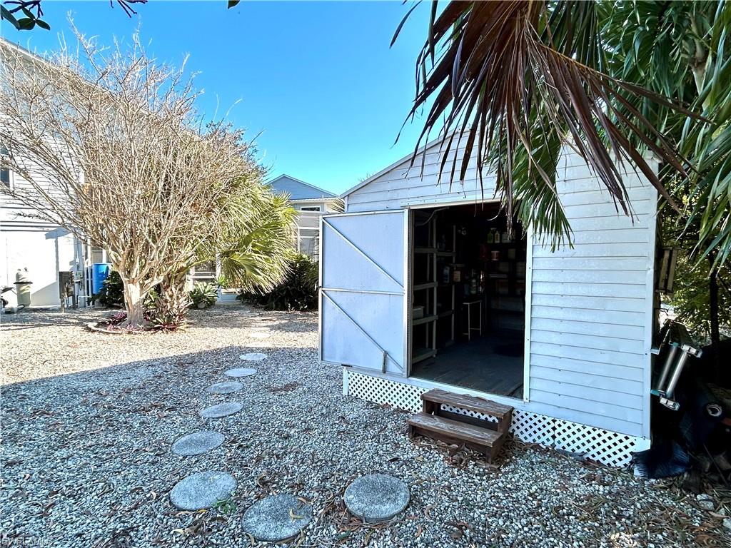 PALM TREE HARBORS - Residential