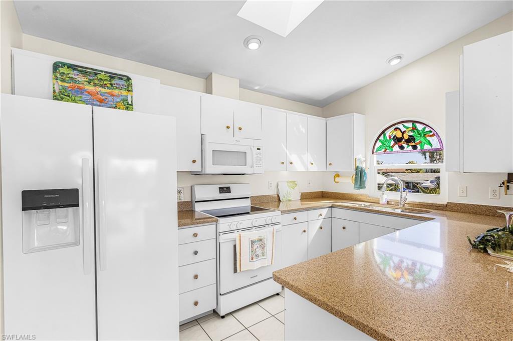 PALM TREE HARBORS - Residential