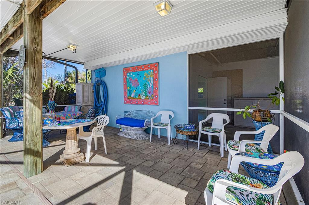 PALM TREE HARBORS - Residential