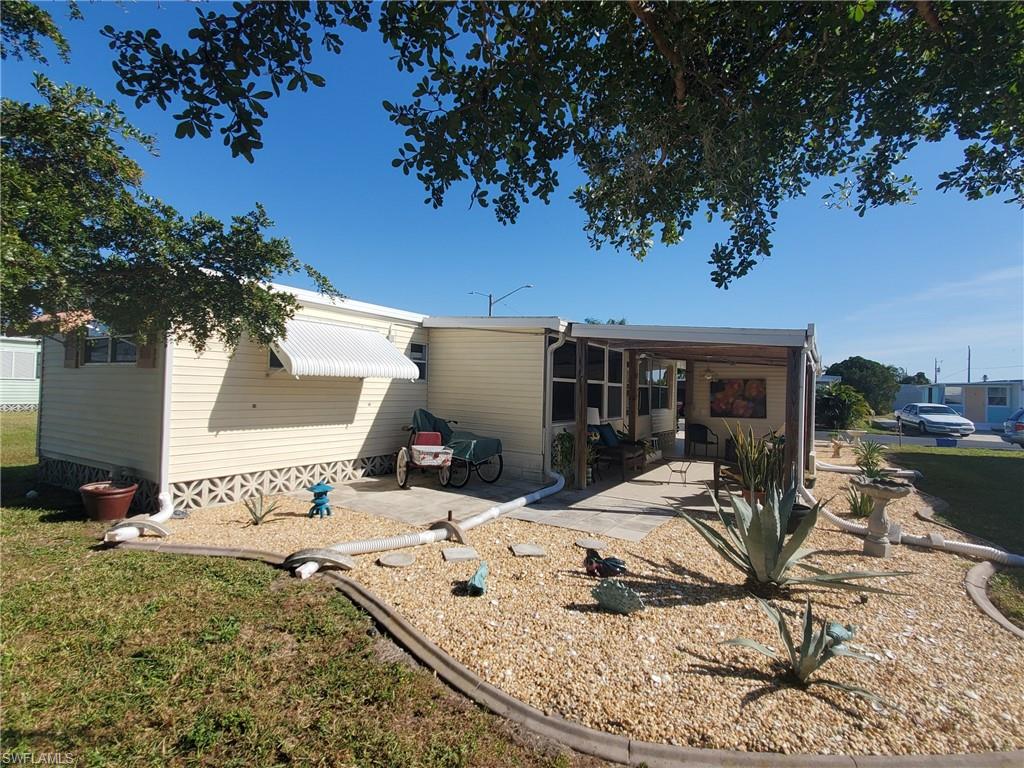 LAZY DAYS MOBILE VILLAGE - Residential