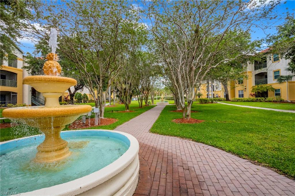 ROYAL GREENS - Residential