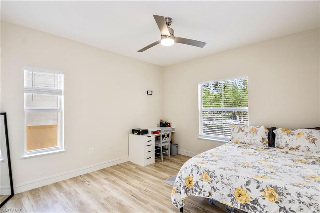 ROYAL GREENS - Residential