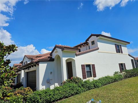 A home in NAPLES