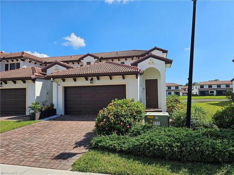 A home in NAPLES