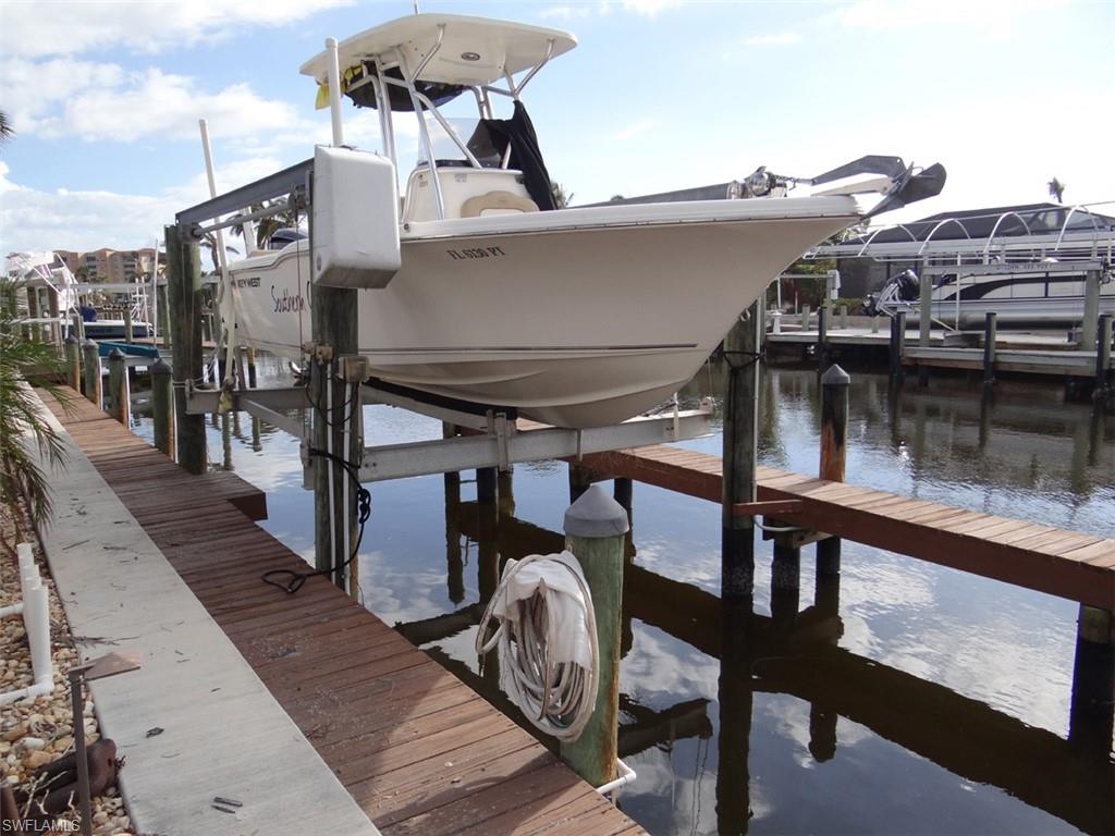 FAIRVIEW ISLES - Residential