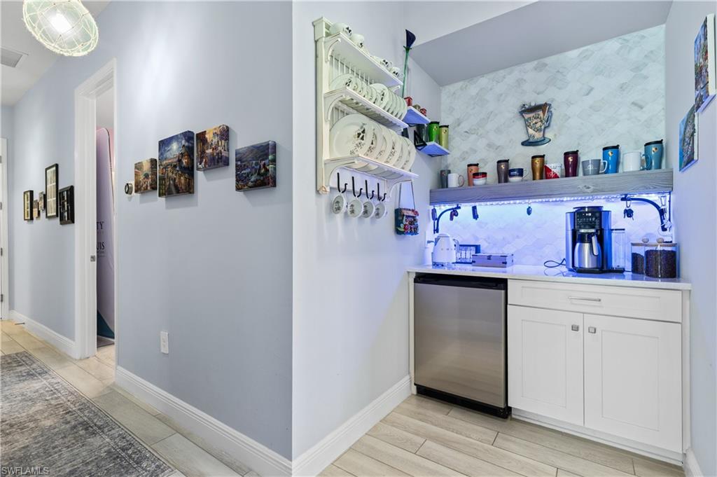 MAGNOLIA ISLES - Residential