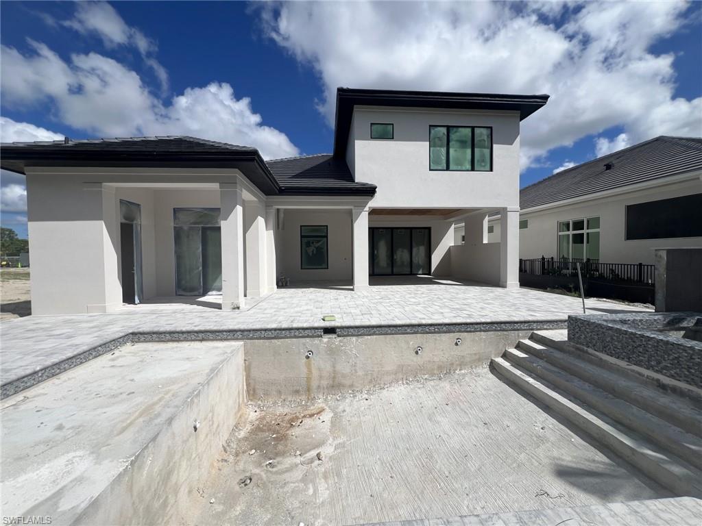 6642 Palisades AVE