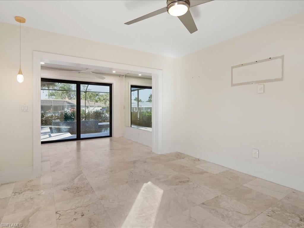 BONITA FARMS - Residential