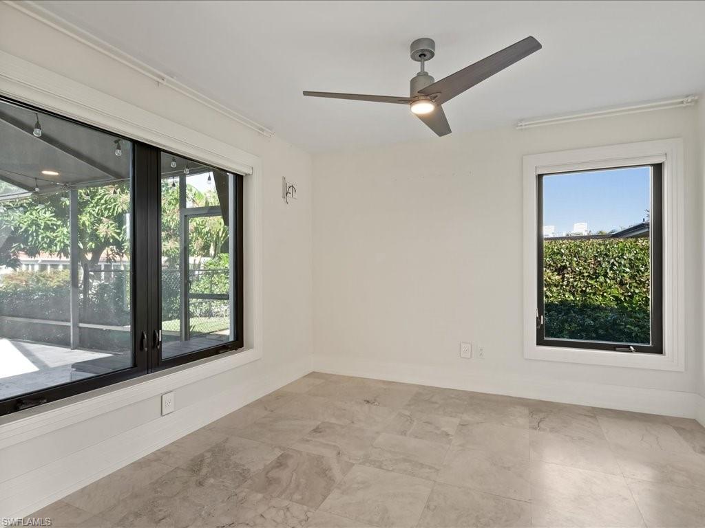 BONITA FARMS - Residential