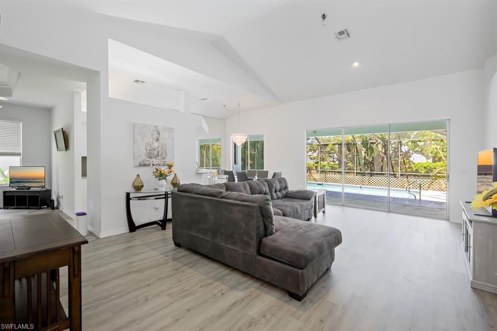 BERKSHIRE LAKES - Residential