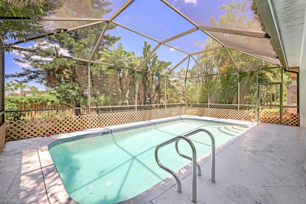 BERKSHIRE LAKES - Residential