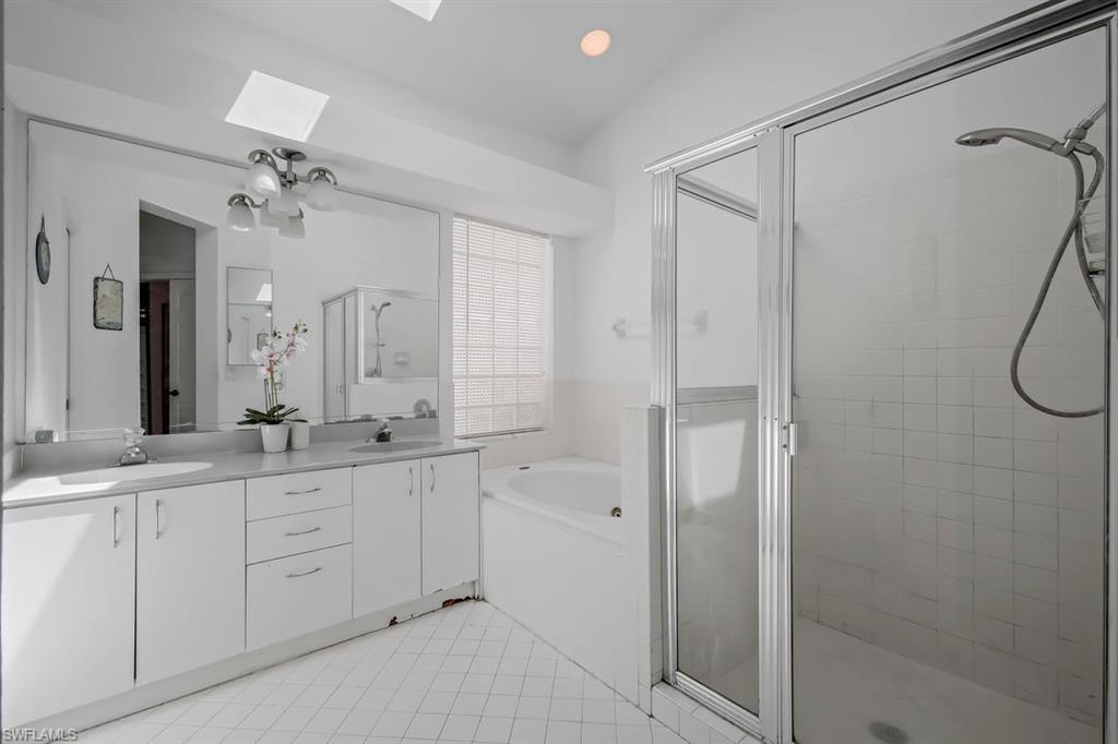 BERKSHIRE LAKES - Residential