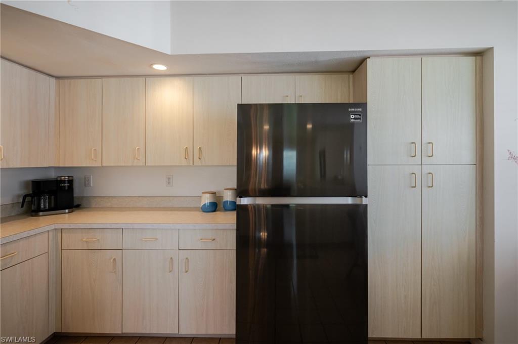 DEL VERA COUNTRY CLUB - Residential