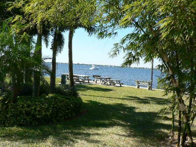 WINDJAMMER VILLAGE AT THE LAND - Residential