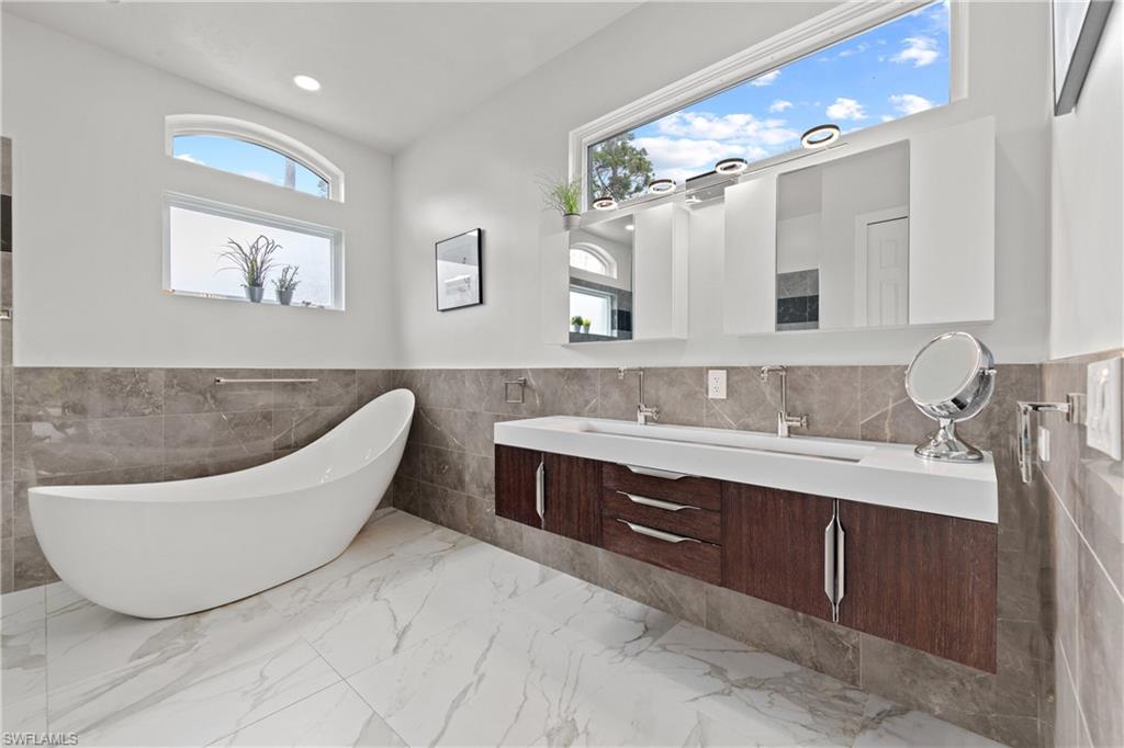 DEVONWOOD - Residential