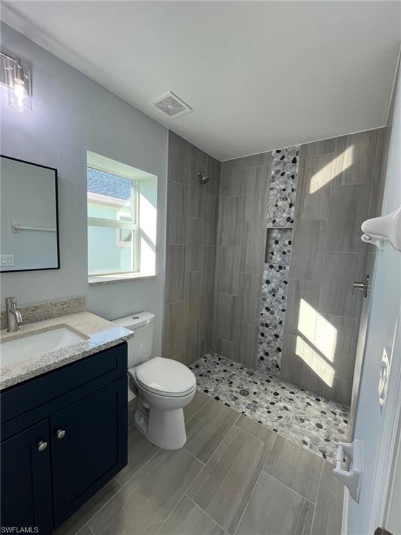 CHARLOTTE SHORES - Residential Lease