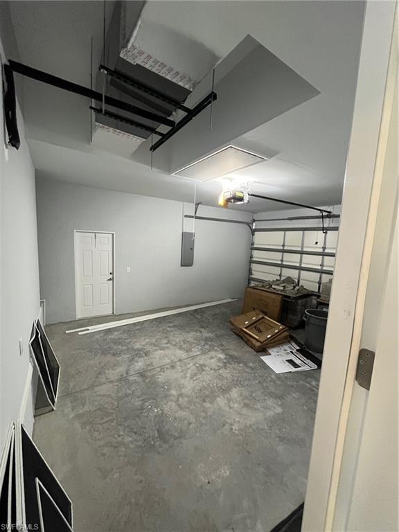 CHARLOTTE SHORES - Residential Lease