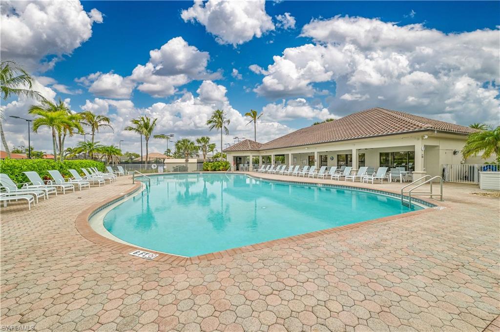 CAMBRIDGE PLACE - Residential