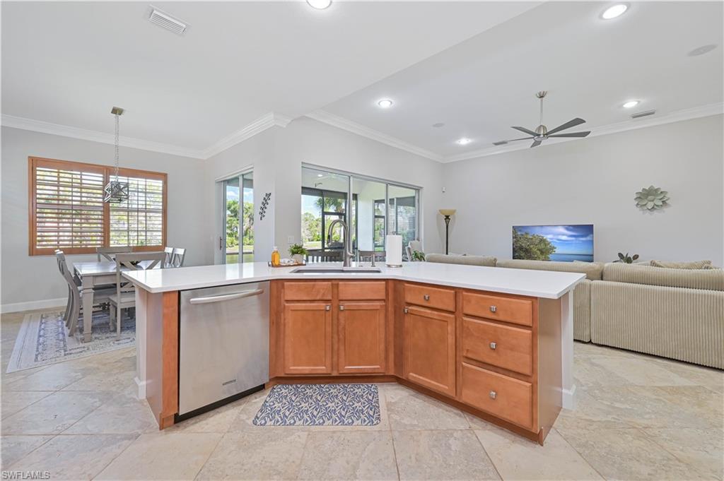 CAMBRIDGE PLACE - Residential