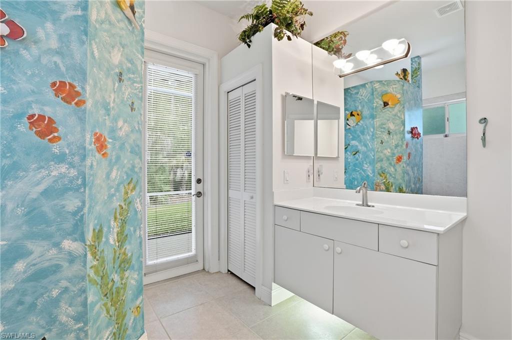 COLLIER WOODS - Residential