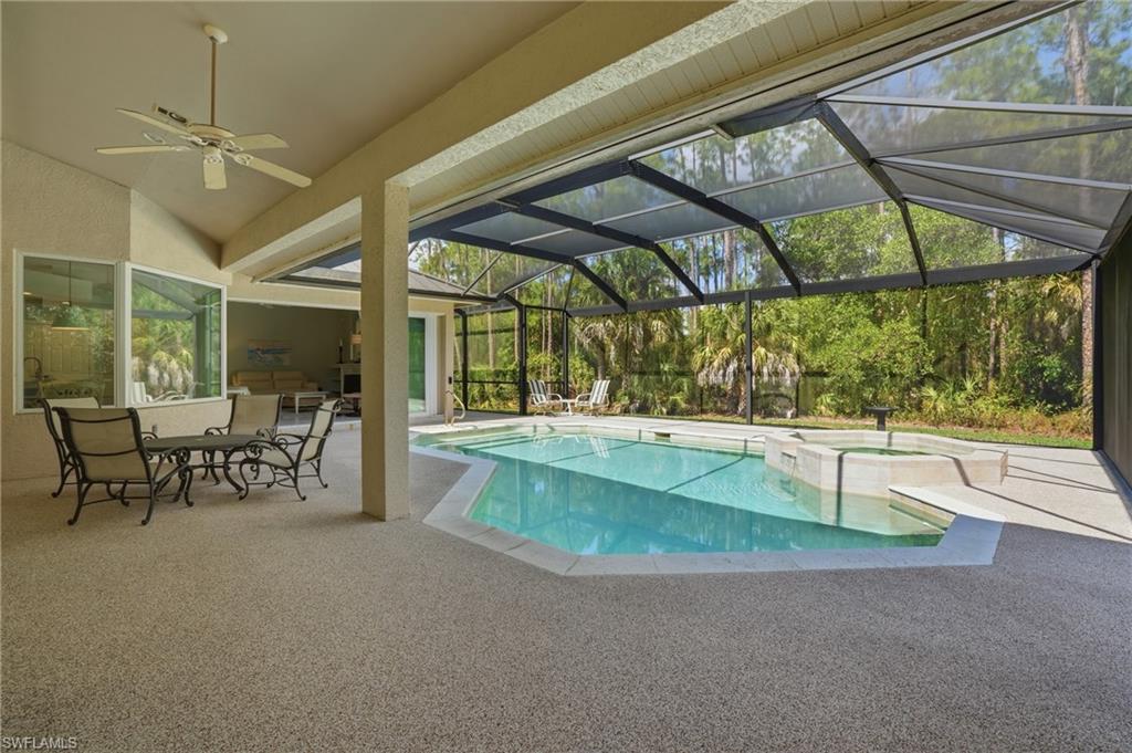 COLLIER WOODS - Residential