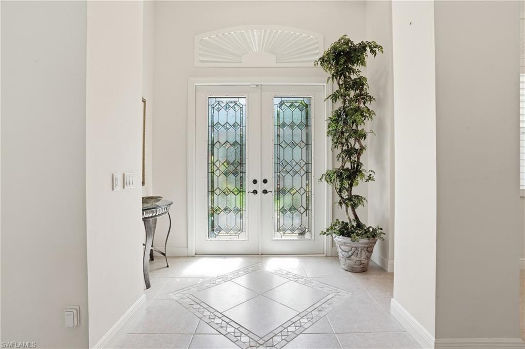 COLLIER WOODS - Residential