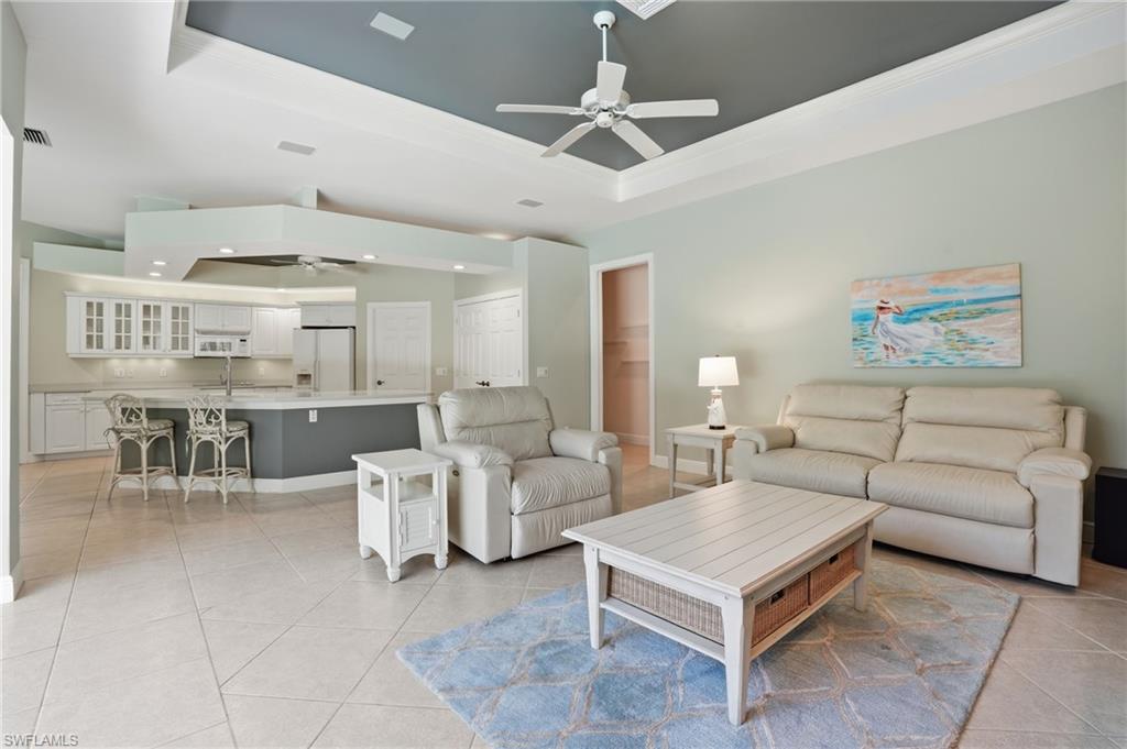 COLLIER WOODS - Residential