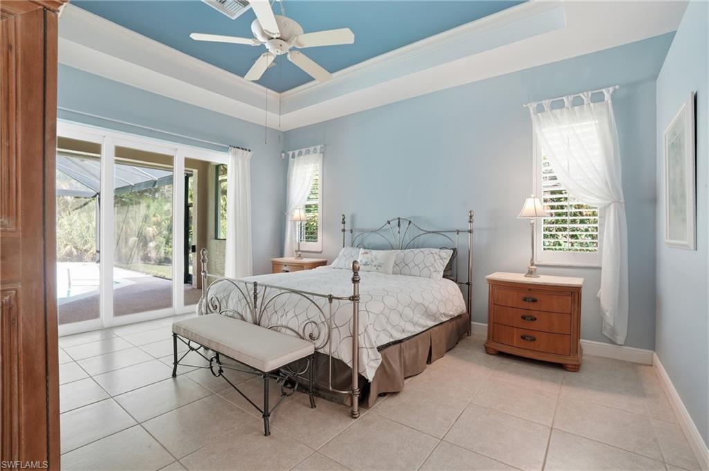 COLLIER WOODS - Residential