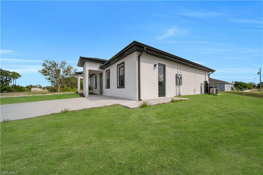 LEHIGH ACRES - Residential