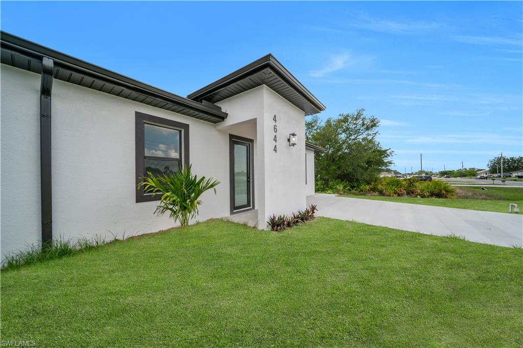 LEHIGH ACRES - Residential