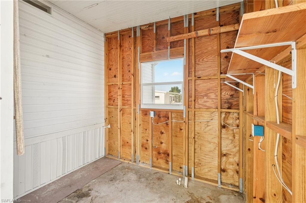 BLUE SKYS MOBILE HOME PARK - Residential