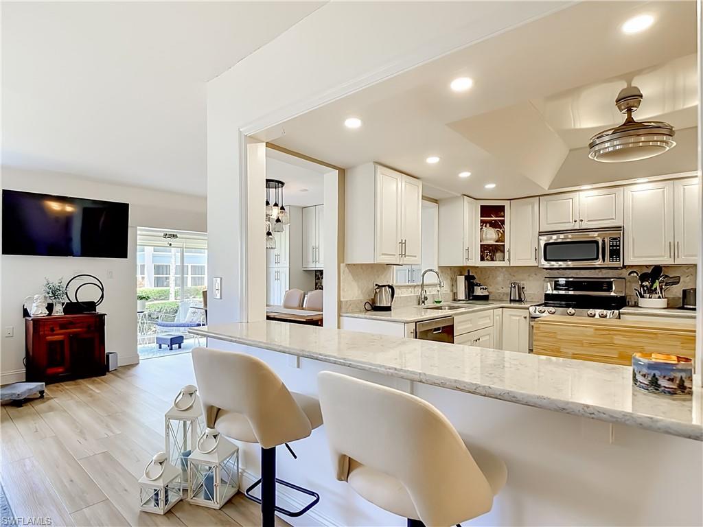BAY HARBOR CLUB CONDO - Residential