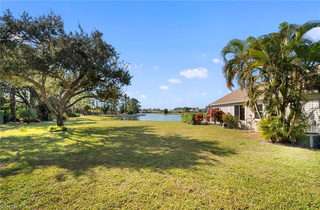 VILLAS AT FOUNTAIN LAKES - Residential